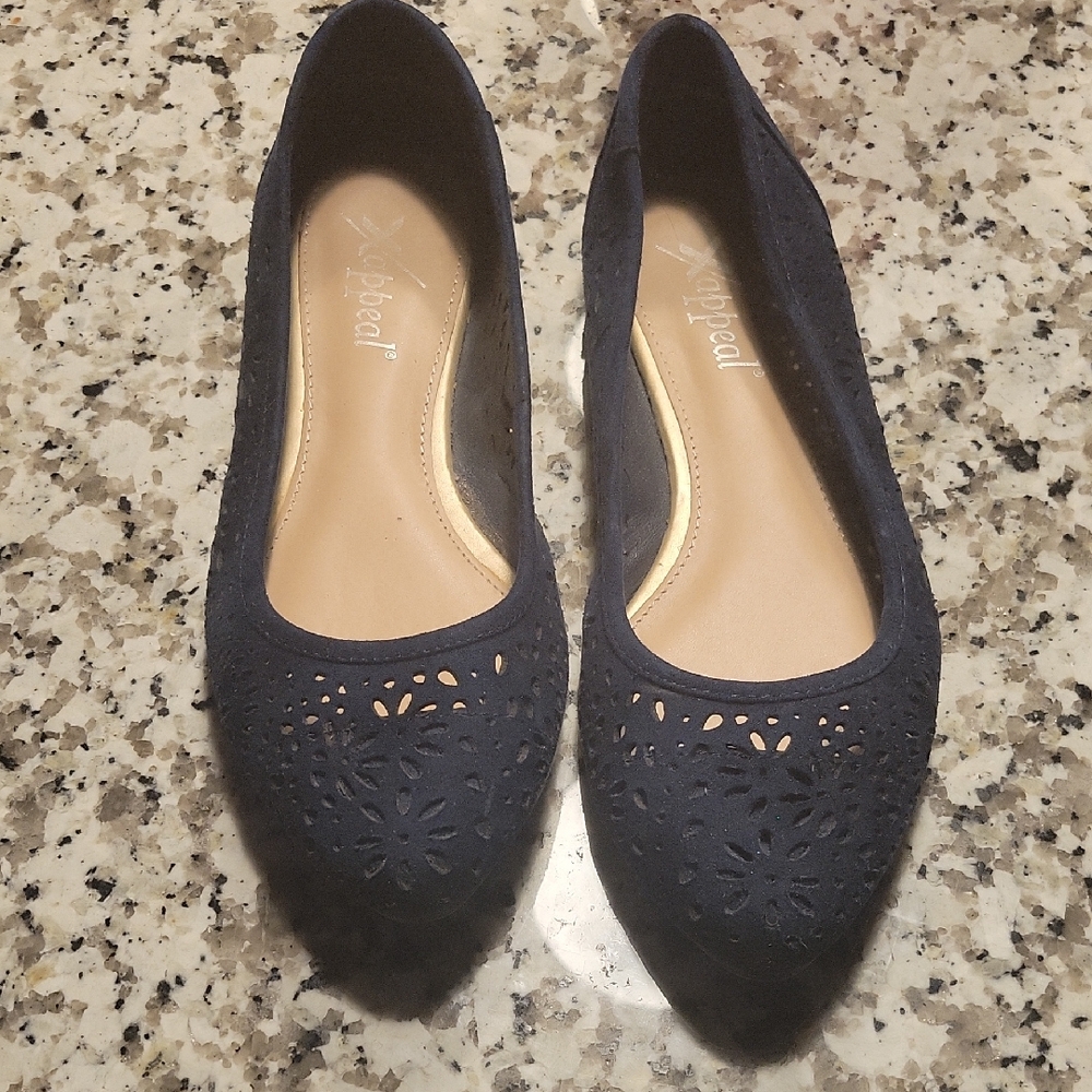 Xappeal Women's Dark Blue Floral Flats